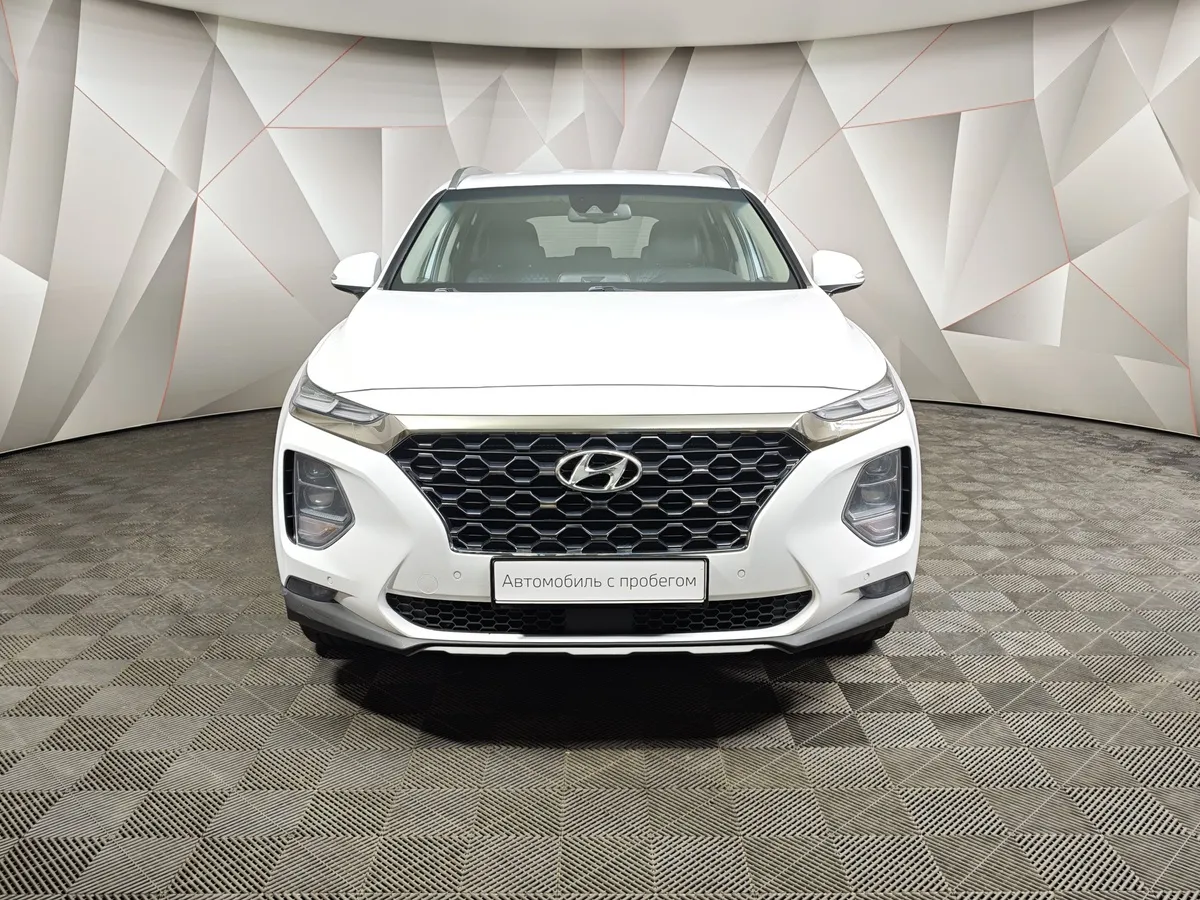 Hyundai Santa Fe 2.4 (188 л.с.) - 6AT Premier Белый в АВИЛОН. Слайд №7