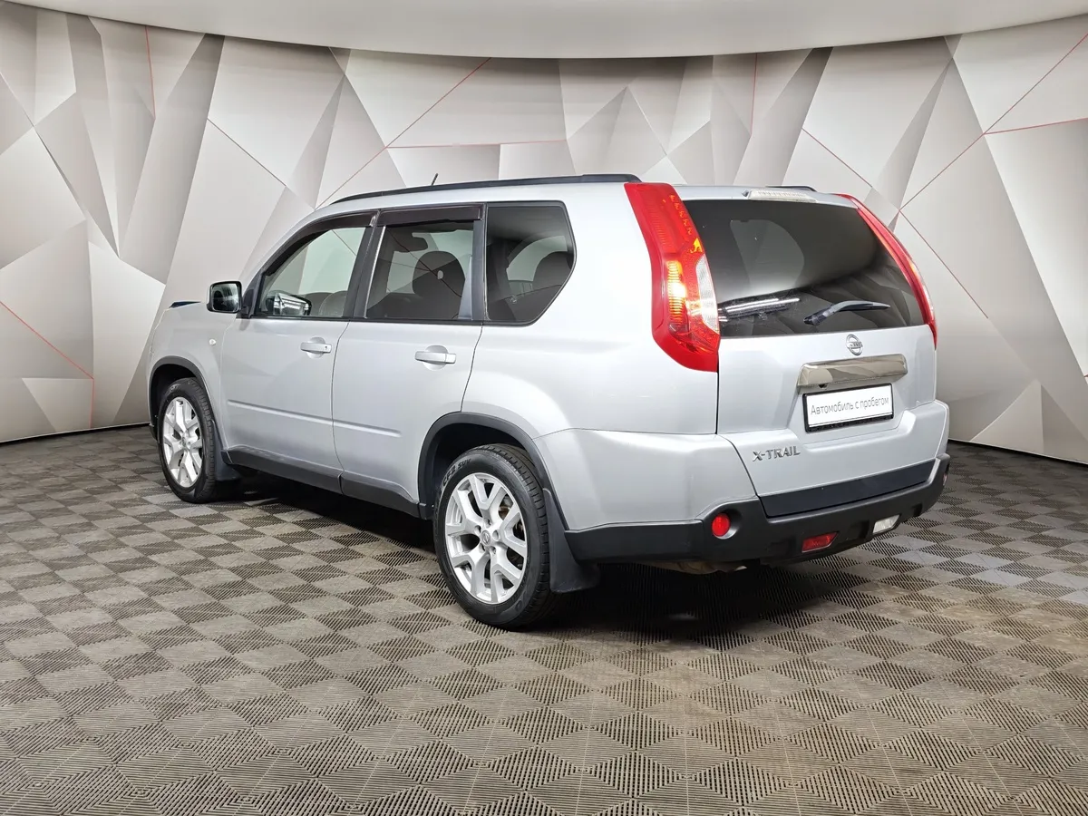 Nissan X-Trail 2.0 CVT AWD (141 л.с.) Серебристый в АВИЛОН. Слайд №4