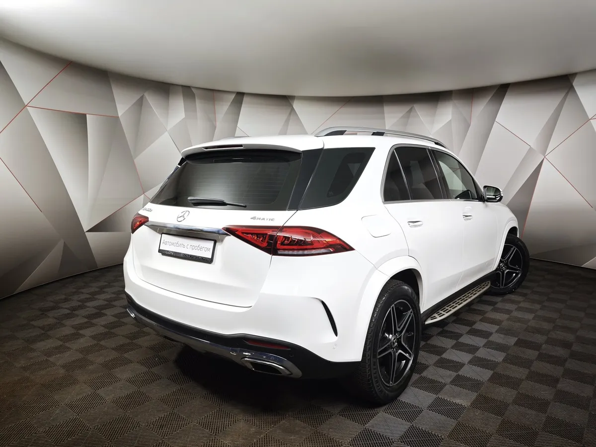 Mercedes-Benz GLE 300 d 4MATIC 9G-TRONIC (245 л.с.) Sport Plus Белый в АВИЛОН. Слайд №2