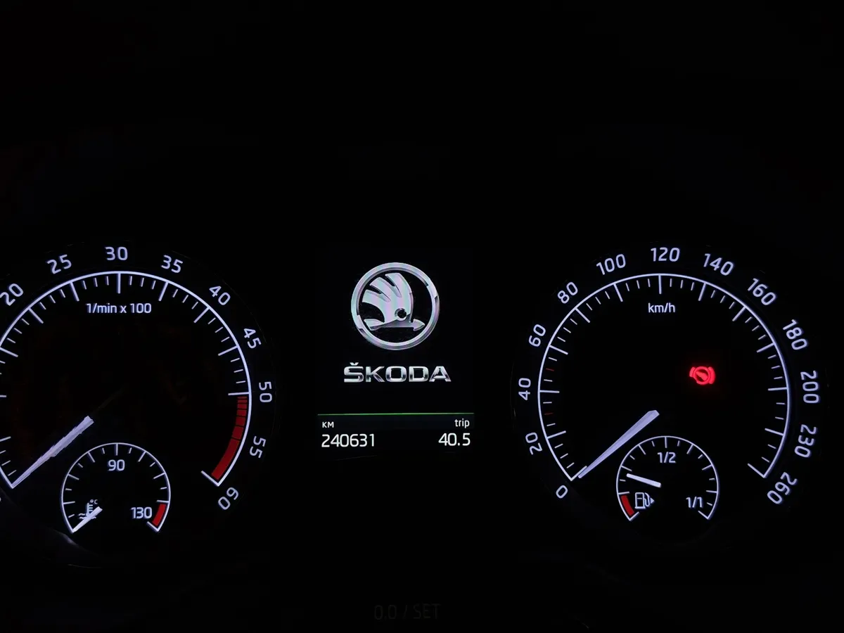 Skoda Kodiaq 2.0 TDI DSG 4X4 (150 л.с.) Коричневый в АВИЛОН. Слайд №18