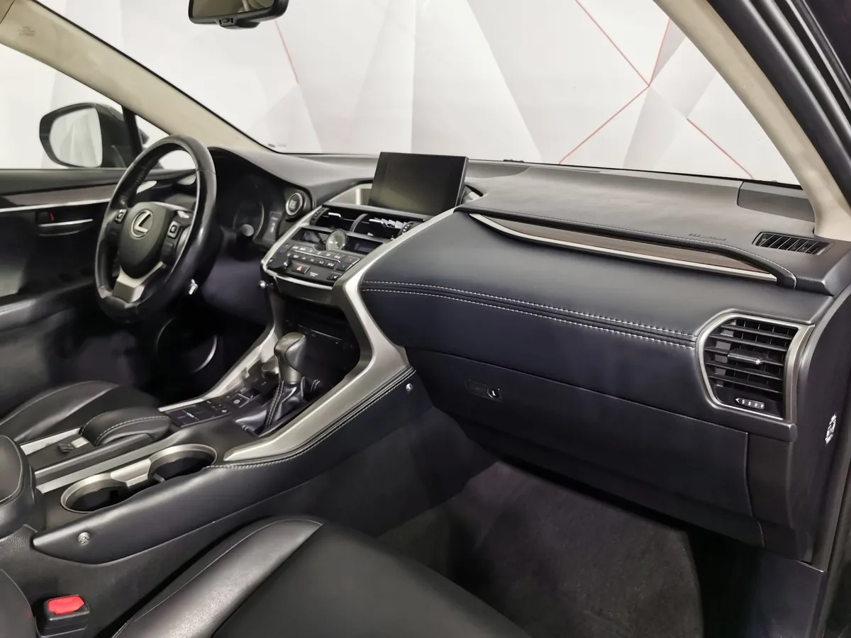 Lexus NX 200 CVT AWD (150 л.с.) Comfort Черный в АВИЛОН. Слайд №11