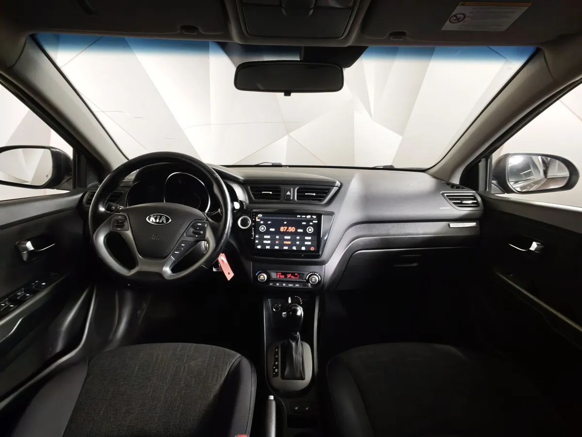 Kia Rio 1.6 AT (123 л.с.) Prestige Коричневый в АВИЛОН. Слайд №12