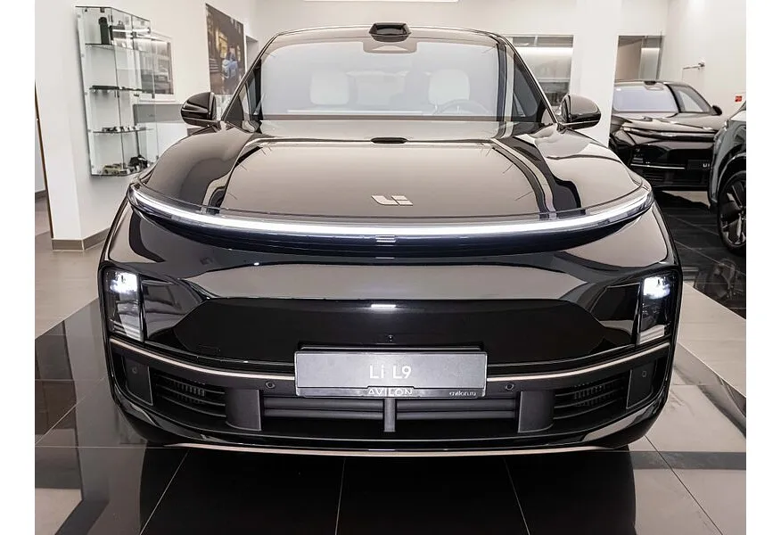 Li Auto L9 1.5 AT 4WD (449 л.с.) Ultra Черный в АВИЛОН. Слайд №3