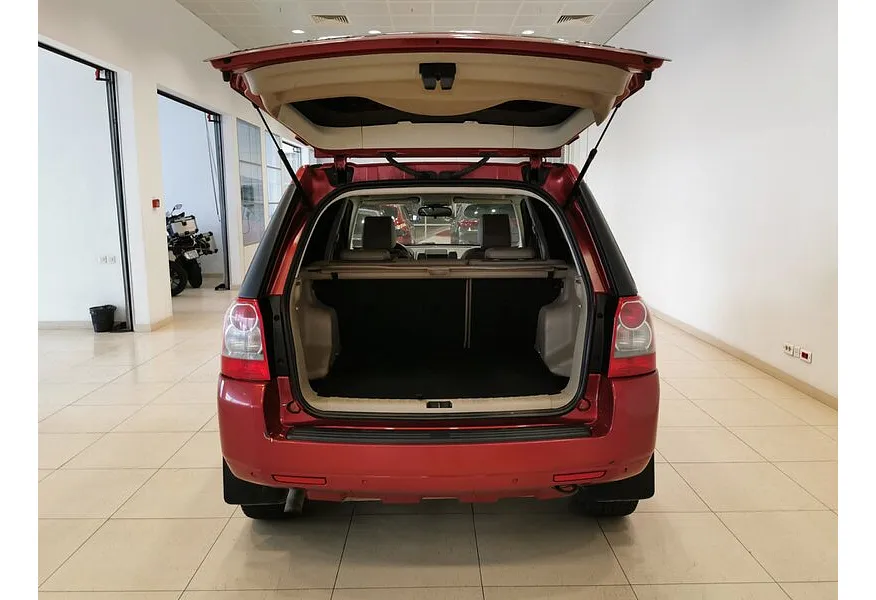 Land Rover Freelander 2.2 TD4 AT (150 л.с.) S Красный в АВИЛОН. Слайд №12