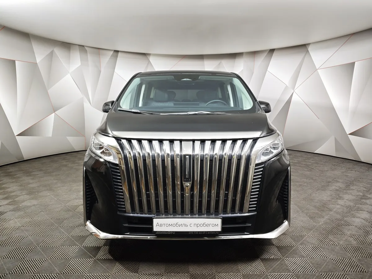 WEY 80 1.5T PHEV AT 4WD (487 л.с.) Premium Черный в АВИЛОН. Слайд №7