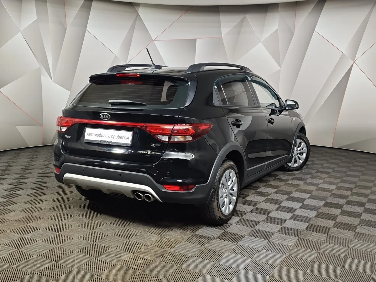 Kia Rio X-Line 1.4 AT (100 л.с.) Черный в АВИЛОН. Слайд №2