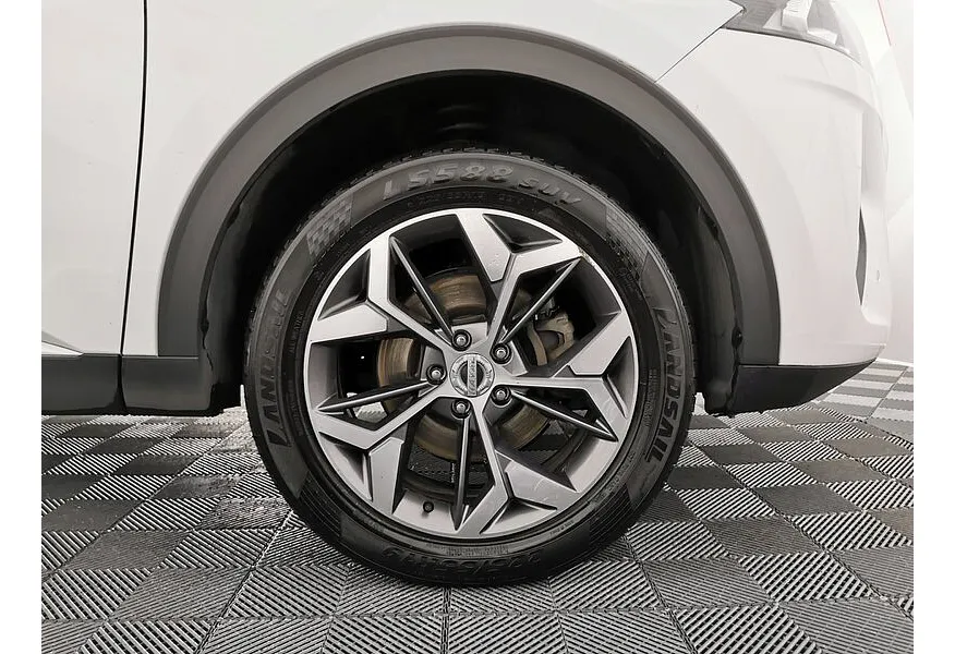 Haval F7 2.0T AWD 7DCT (190 л.с.) Tech Plus Белый в АВИЛОН. Слайд №9