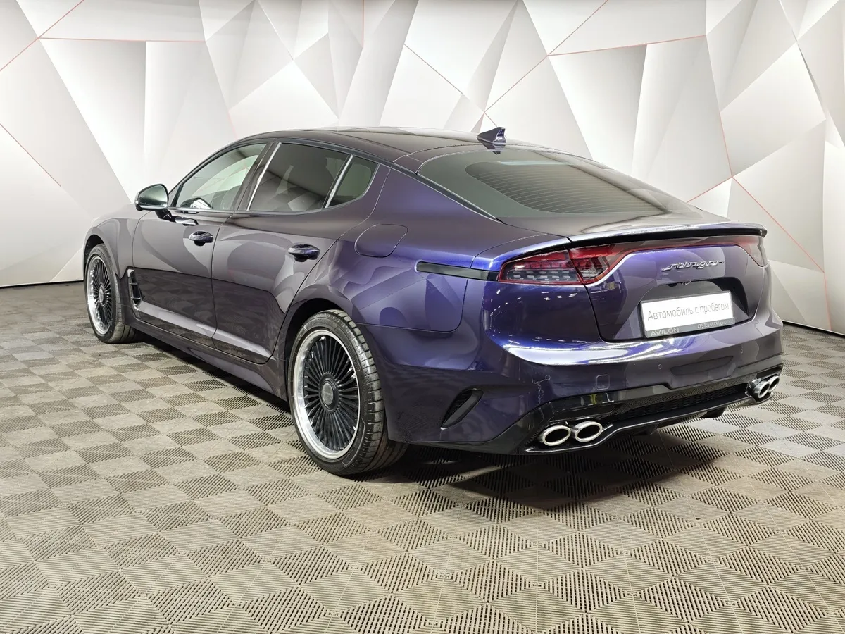 Kia Stinger 2.0 AT AWD (247 л.с.) GT Line Синий в АВИЛОН. Слайд №4