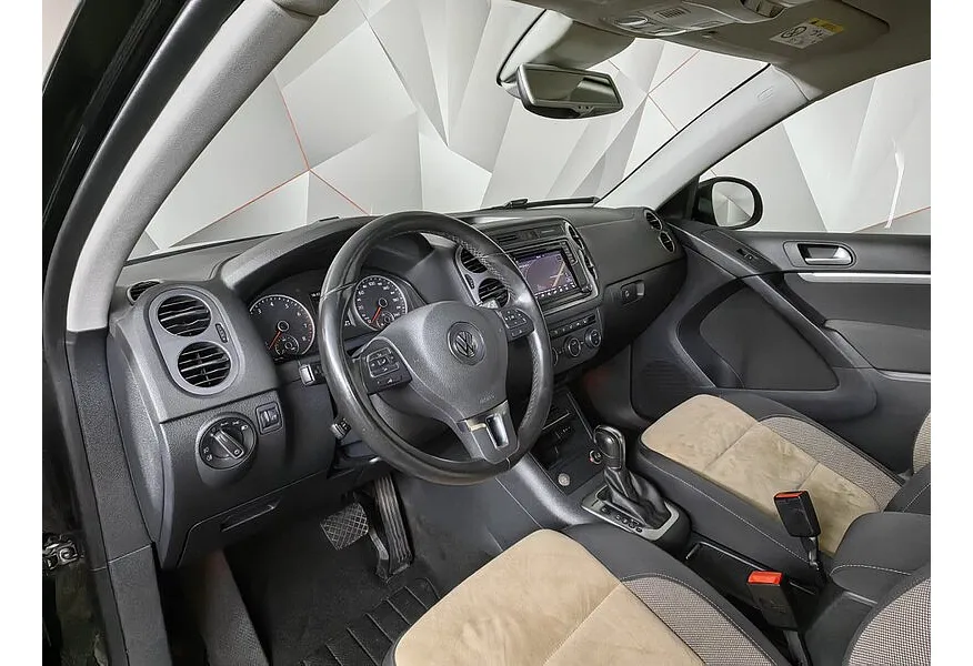 АВИЛОН - Volkswagen Tiguan 2.0 TSI 4Motion AT (180 л.с.) Sport & Style Черный - slide 9