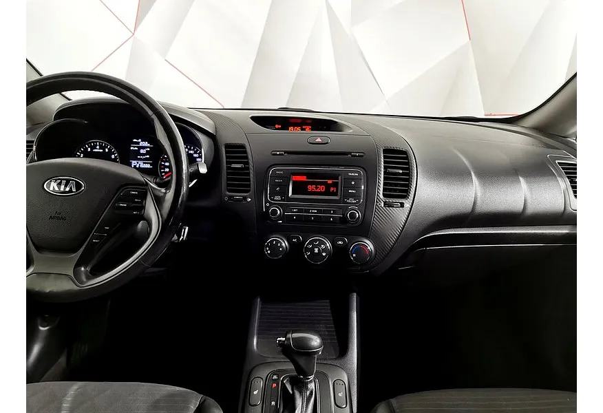 Kia Cerato 1.6 AT (130 л.с.) Черный в АВИЛОН. Слайд №15