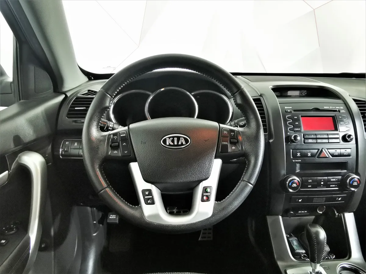 Kia Sorento 2.4 AT 4WD (175 л.с.) Comfort Коричневый в АВИЛОН. Слайд №19
