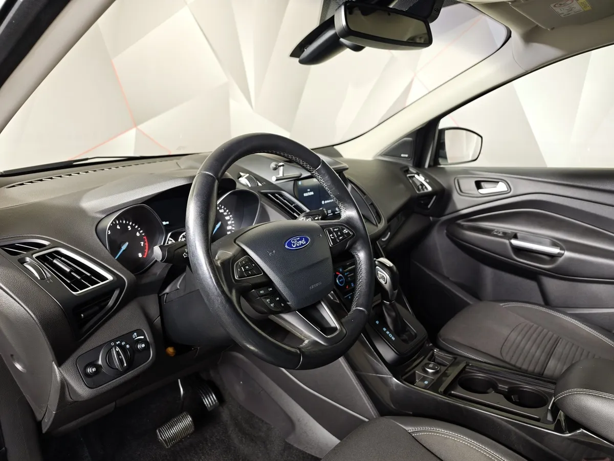 Ford Kuga 1.5 EcoBoost AT AWD (150 л.с.) Titanium Серый в АВИЛОН. Слайд №18