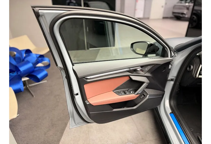 Audi A3 1.5 TFSI AMT (160 л.с.) Серый в АВИЛОН. Слайд №9