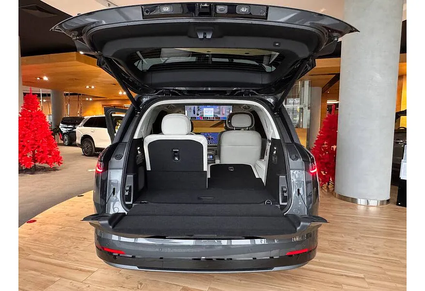 Lynk & Co 900 2.0 AT 4WD (884 л.с.) Discovery Серый в АВИЛОН. Слайд №20