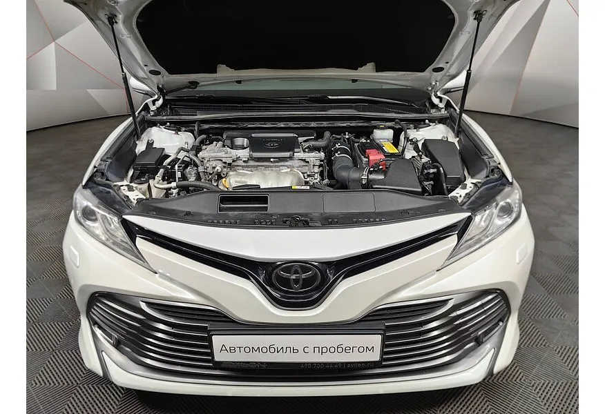 Toyota Camry 2.5 AT (181 л.с.) Белый в АВИЛОН. Слайд №15