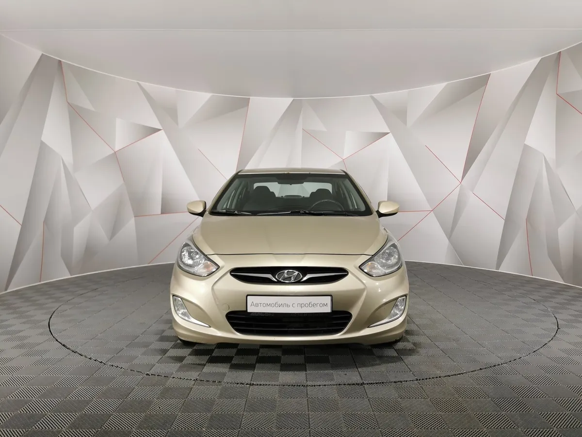 Hyundai Solaris 1.6 AT (123 л.с.) Comfort Серый в АВИЛОН. Слайд №7