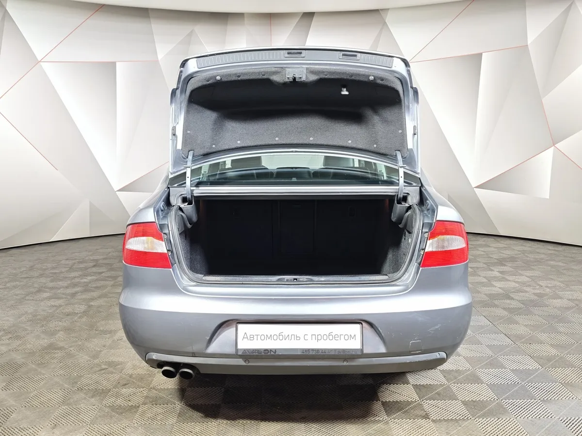 Skoda Superb 1.8 TSI AT (152 л.с.) Серый в АВИЛОН. Слайд №11
