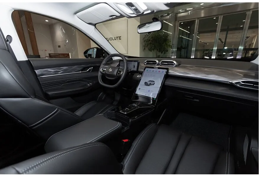 Dongfeng Mage 1.5 AMT FWD (197 л.с.) Emotion Черный в АВИЛОН. Слайд №15