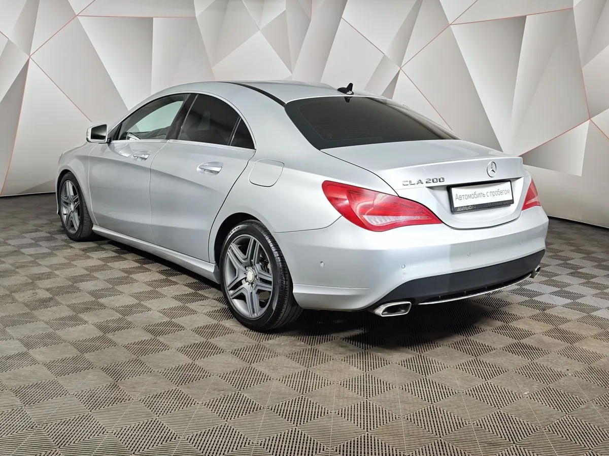 Mercedes-Benz CLA 200 7G-DCT (156 л.с.) Серебристый в АВИЛОН. Слайд №4