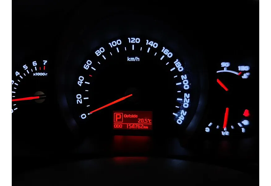 Kia Sportage 2.0 AT 4WD (150 л.с.) Luxe Серебристый в АВИЛОН. Слайд №18