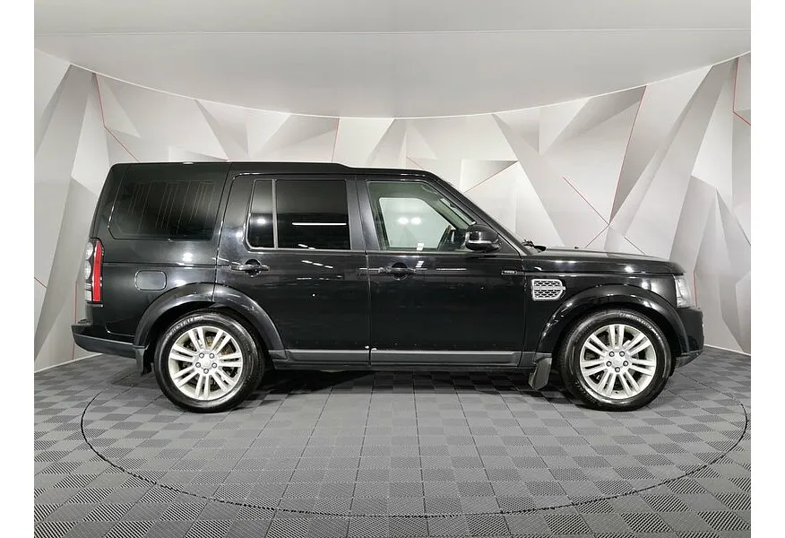 LIVE. Слайд №4