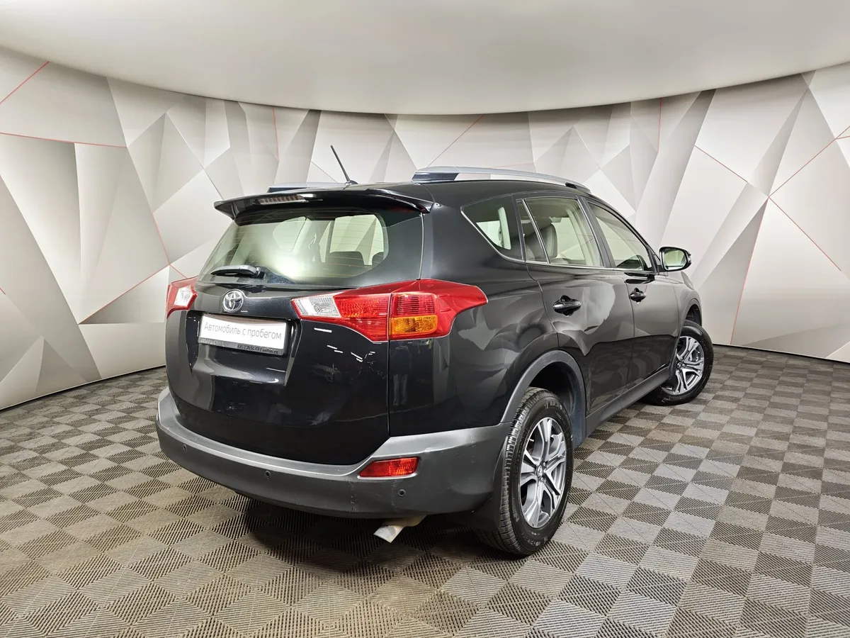 Toyota RAV4 2.2 TD AT (150 л.с.) Черный в АВИЛОН. Слайд №2