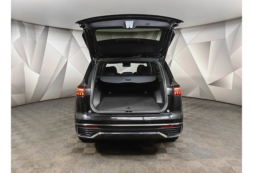 Geely Monjaro 2.0T 8AT 4WD (238 л.с.) Flagship Черный в АВИЛОН. Слайд №12