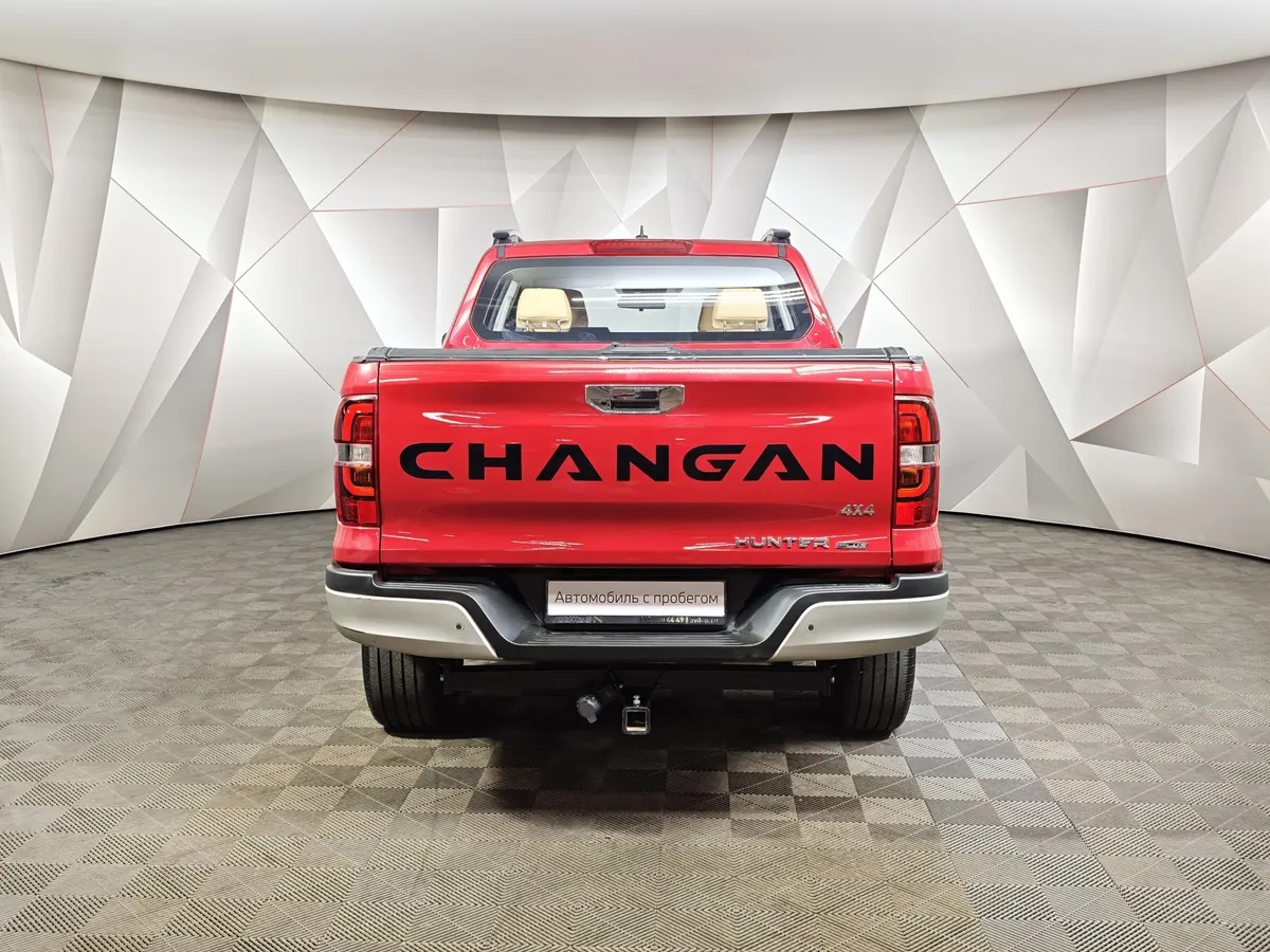 Changan HUNTER PLUS 2.0 AT 4WD (226 л.с.) Luxe Красный в АВИЛОН. Слайд №8