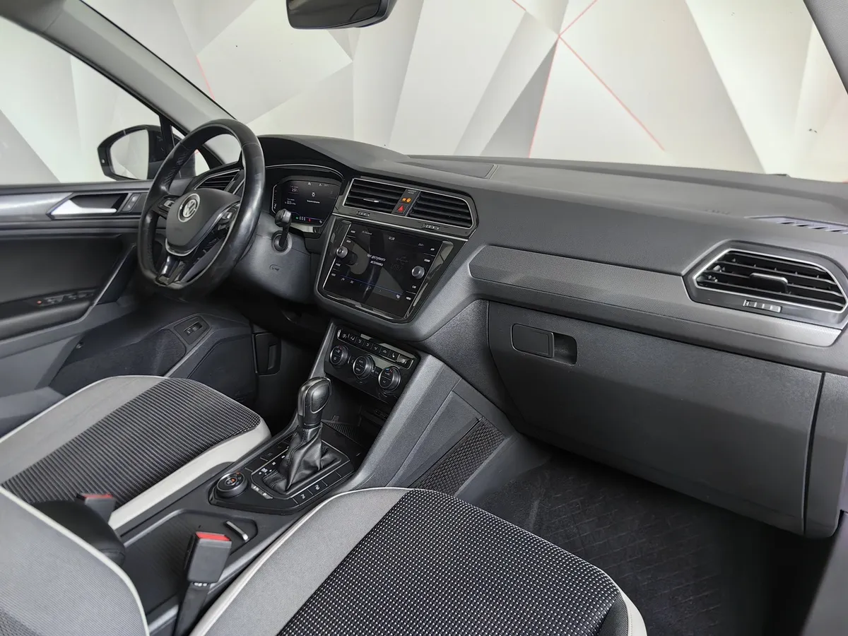 Volkswagen Tiguan 2.0 TDI 4Motion DSG (150 л.с.) OFFROAD Серый в АВИЛОН. Слайд №13