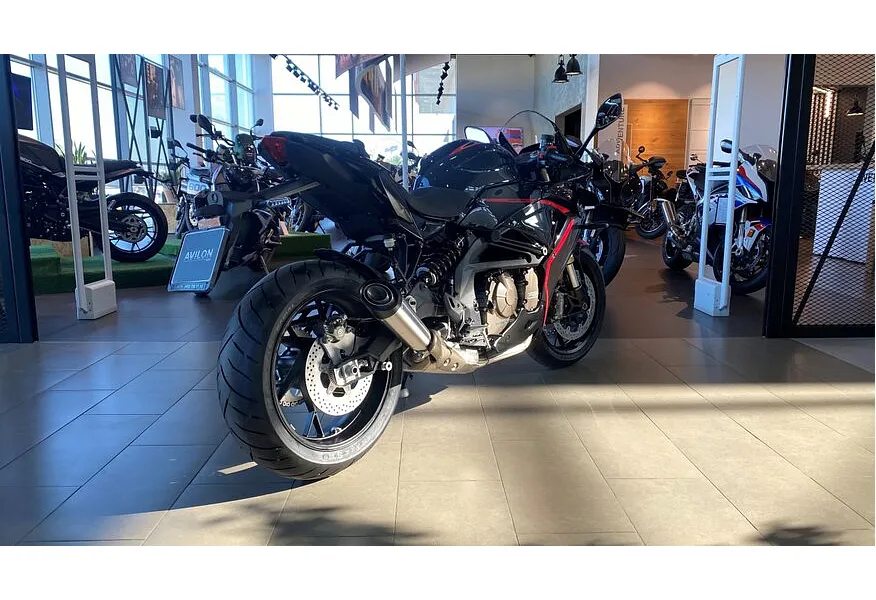 АВИЛОН - QJMOTOR SRK 600RC 600 см³ (88 л.с.) (88) 600 Черный - slide 7