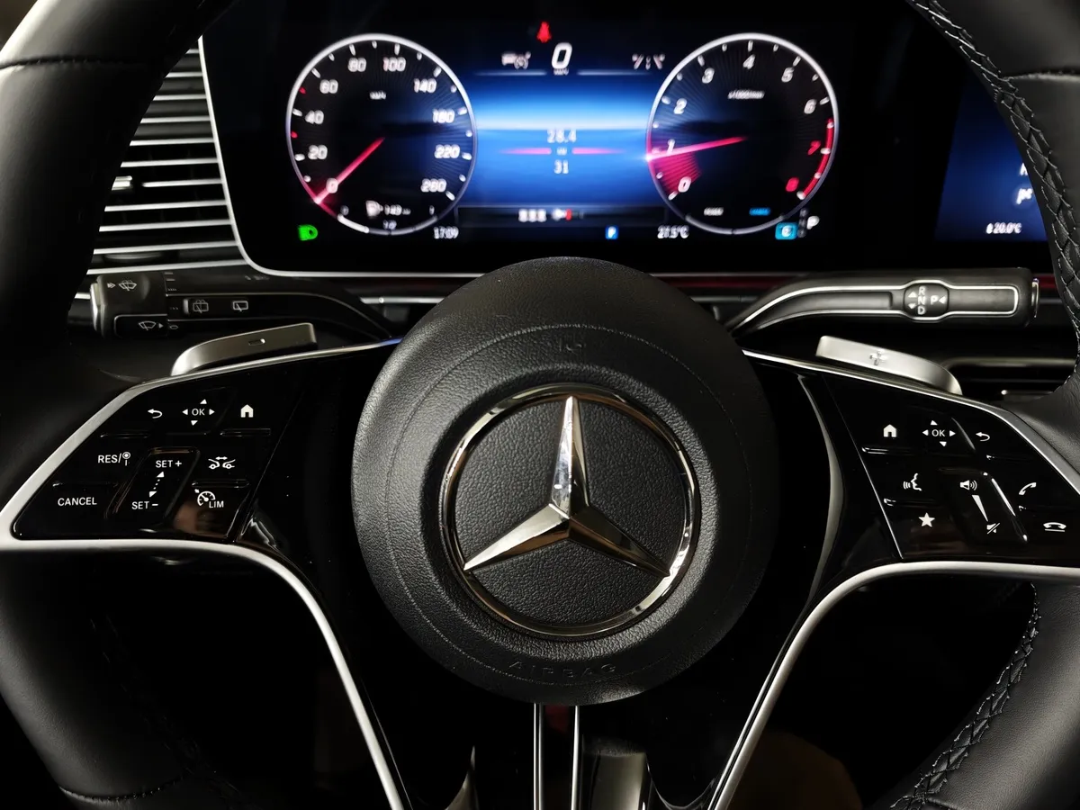 Mercedes-Benz GLE 350 4MATIC 9G-TRONIC (258 л.с.) Черный в АВИЛОН. Слайд №29