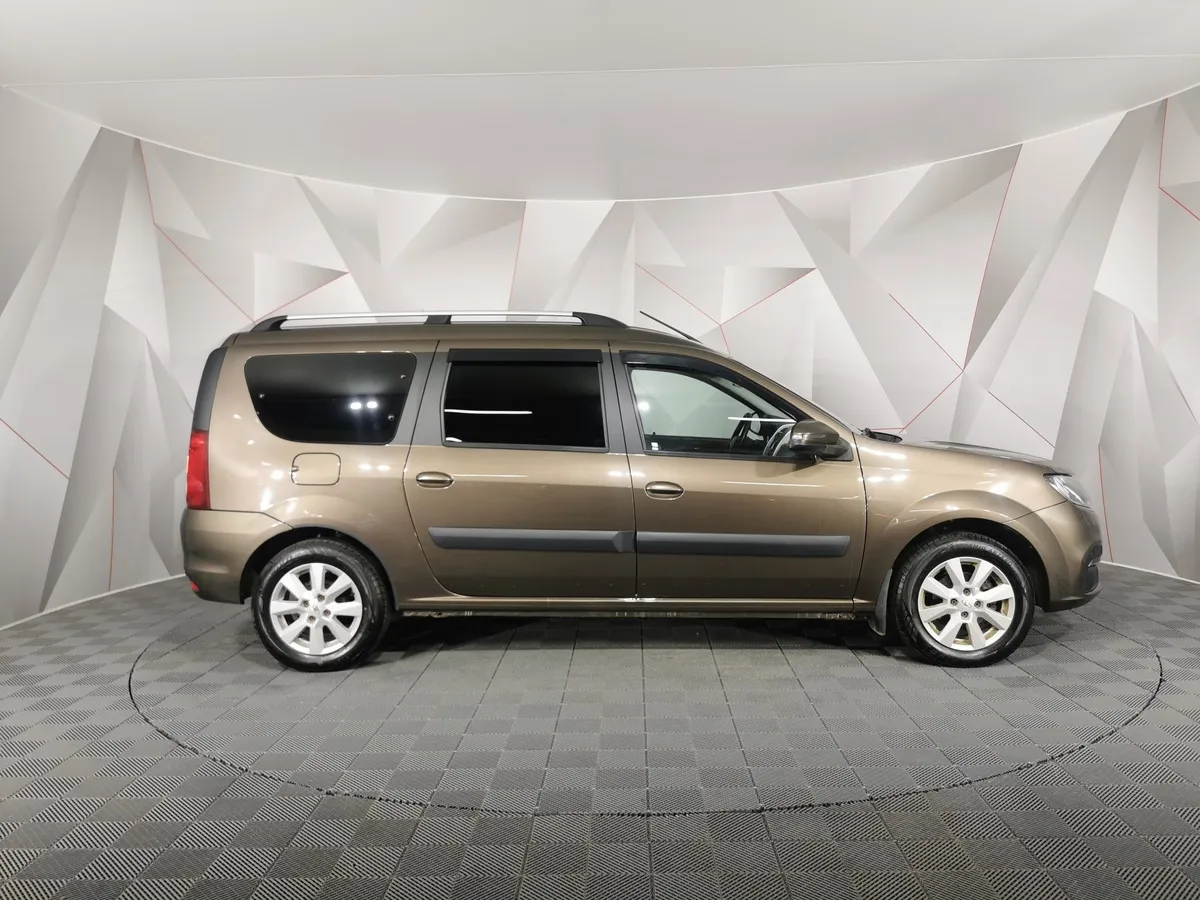 ВАЗ (Lada) Largus 1.6 MT 16 кл (5 мест) (102 л.с.) Коричневый в АВИЛОН. Слайд №6