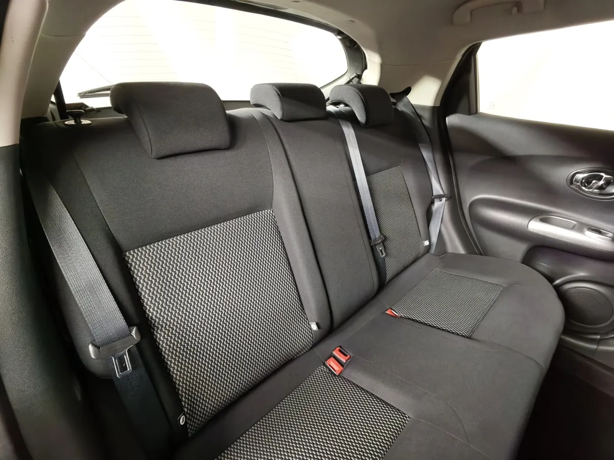 Nissan Juke 1.6 CVT (117 л.с.) Серый в АВИЛОН. Слайд №16