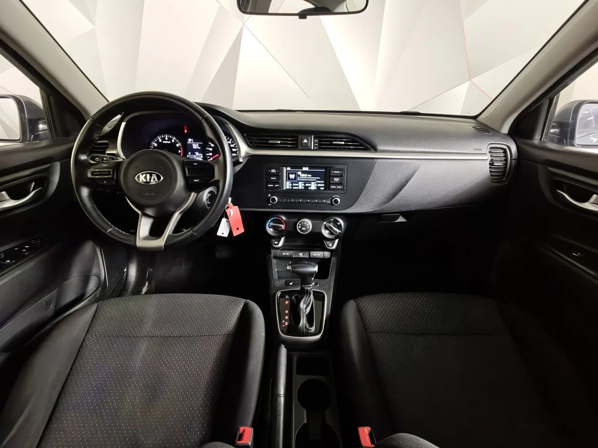 Kia Rio 1.6 AT (123 л.с.) Luxe Серый в АВИЛОН. Слайд №14