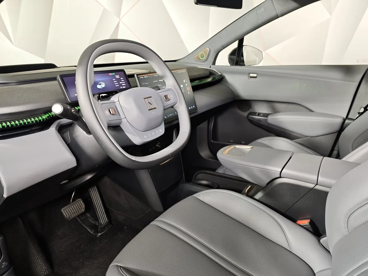 Zeekr X AT 4WD (428 л.с.) YOU Edition Белый в АВИЛОН. Слайд №18