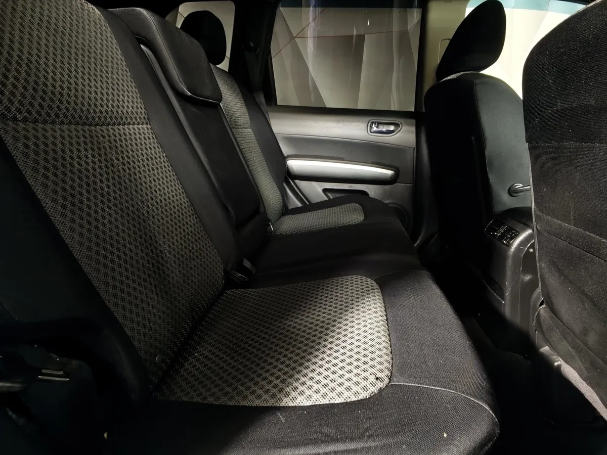 Nissan X-Trail 2.0 CVT AWD (141 л.с.) Серебристый в АВИЛОН. Слайд №14