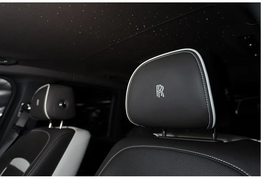 Rolls-Royce Cullinan 6.75 AT AWD (571 л.с.) Individual Черный в АВИЛОН. Слайд №29
