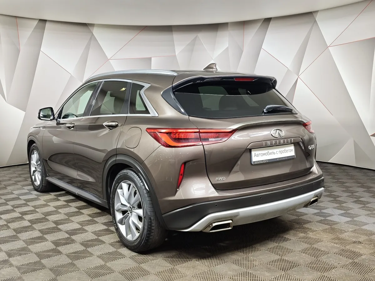 Infiniti QX50 2.0 VC-T CVT AWD (249 л.с.) Коричневый в АВИЛОН. Слайд №4