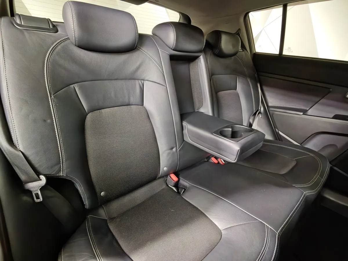 Kia Sportage 2.0 AT AWD (150 л.с.) Коричневый в АВИЛОН. Слайд №17