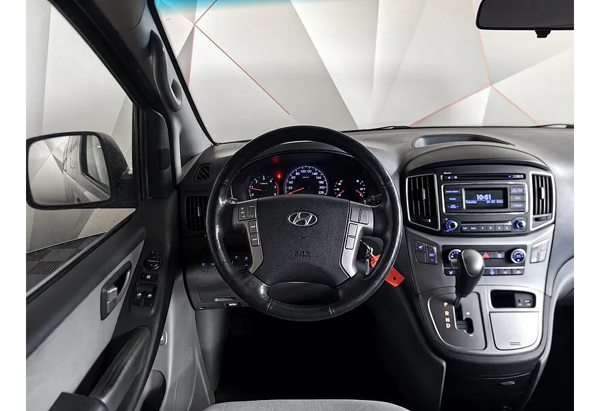 Hyundai H-1 2.5 CRDi AT (170 л.с.) Dynamic Серый в АВИЛОН. Слайд №20