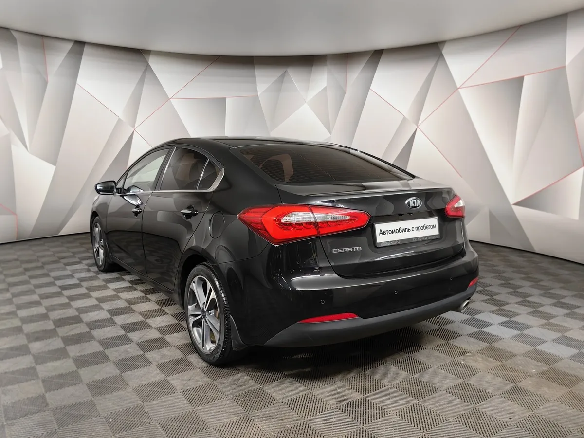 Kia Cerato 1.6 AT (130 л.с.) Черный в АВИЛОН. Слайд №4