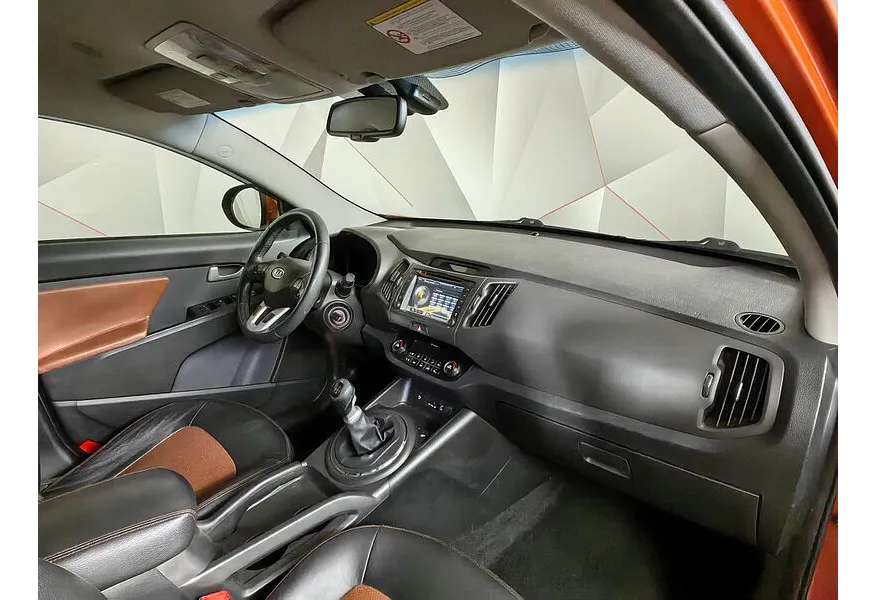 Kia Sportage 2.0 AT 4WD (142 л.с.) Оранжевый в АВИЛОН. Слайд №11