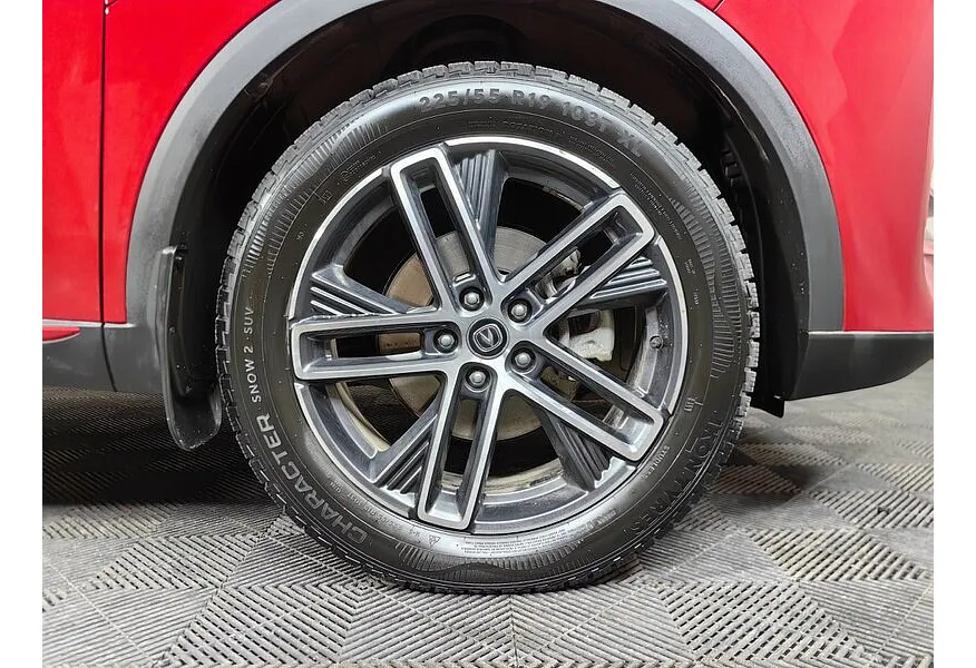 Changan UNI-S 1.5T 7DCT 2WD (181 л.с.) Tech Plus Красный в АВИЛОН. Слайд №9