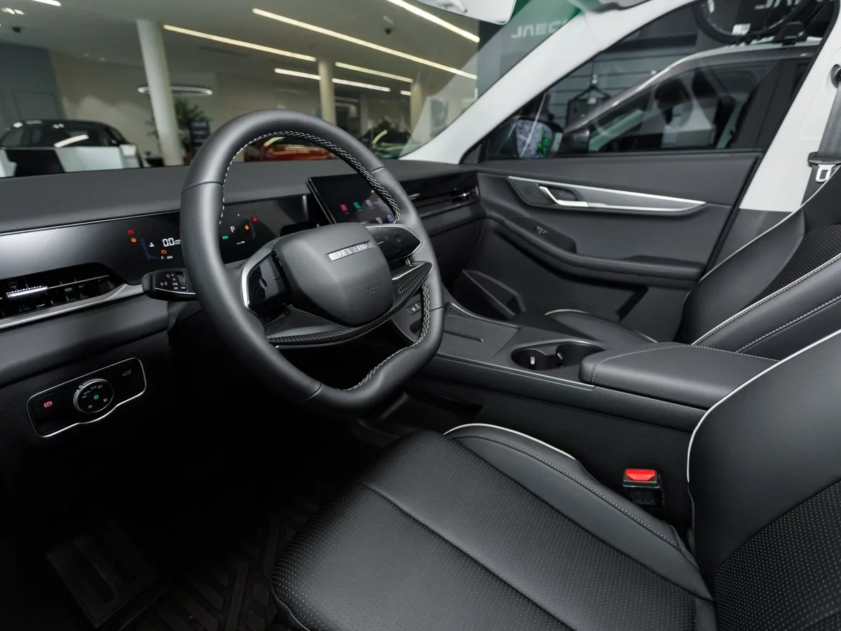 JELAND J6 1.5 DCT FWD (147 л.с.) Комфорт Белый в АВИЛОН. Слайд №7