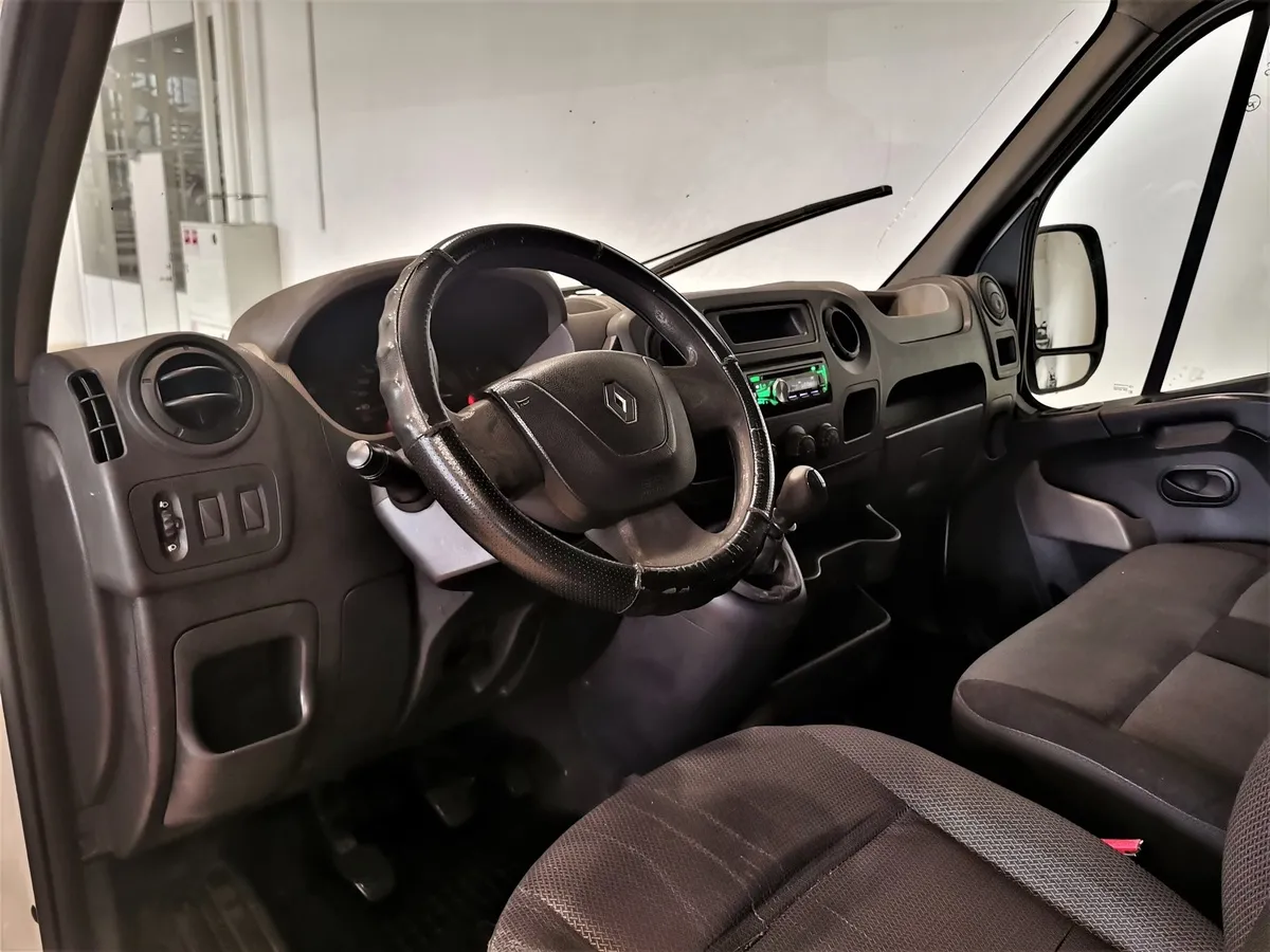 Renault Master 2.3 MT FWD (125 л.с.) Белый в АВИЛОН. Слайд №10
