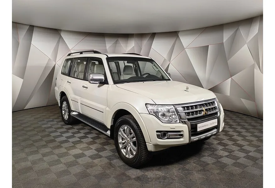 Mitsubishi Pajero 3.8 AT (250 л.с.) Белый в АВИЛОН. Слайд №3