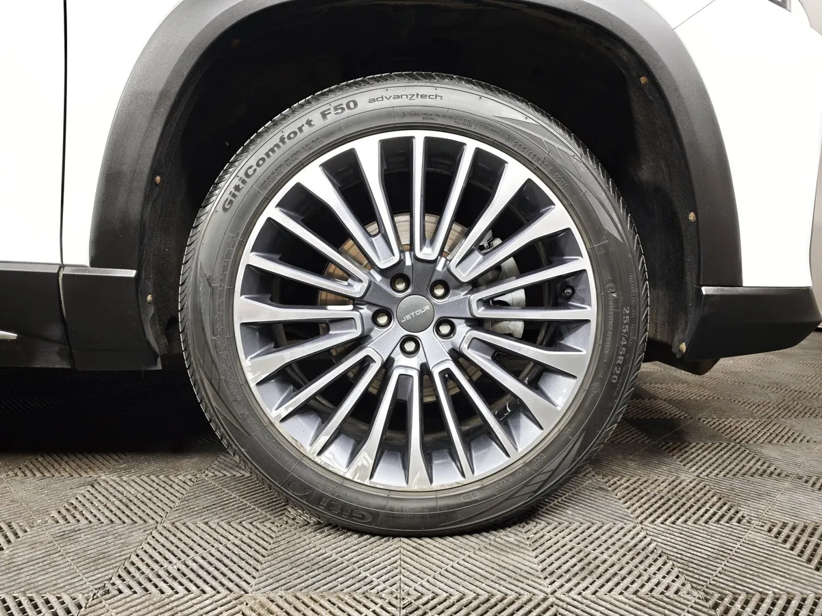JETOUR X90 Plus 1.6T 7DCT 2WD (190 л.с.) Luxury Белый в АВИЛОН. Слайд №9