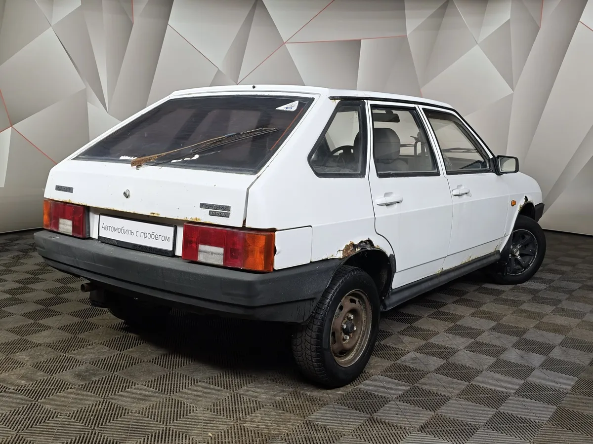 ВАЗ (Lada) 2109 2109 MT (64 л.с.) Белый в АВИЛОН. Слайд №2
