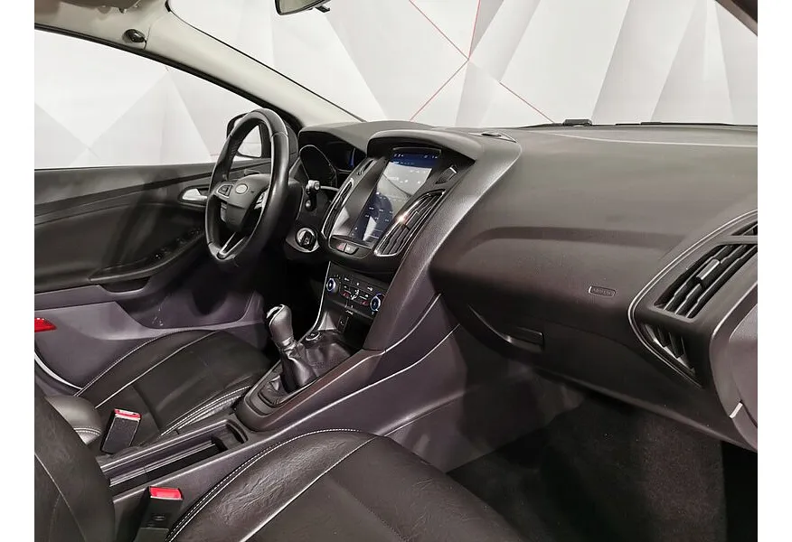 Ford Focus 1.6 Ti-VCT MT (125 л.с.) Special Edition Серебристый в АВИЛОН. Слайд №13