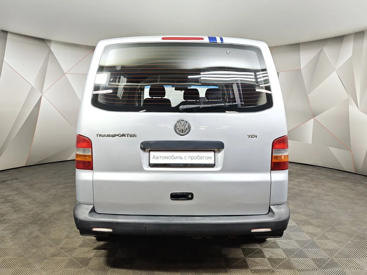 Volkswagen Transporter 1.9 TDI SWB L1H1 MT (84 л.с.) Серебристый в АВИЛОН. Слайд №7